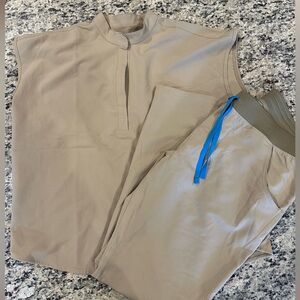 Figs Livingston Scrub Pants XL Tall & Rafaela Top Size Large (oversized top)